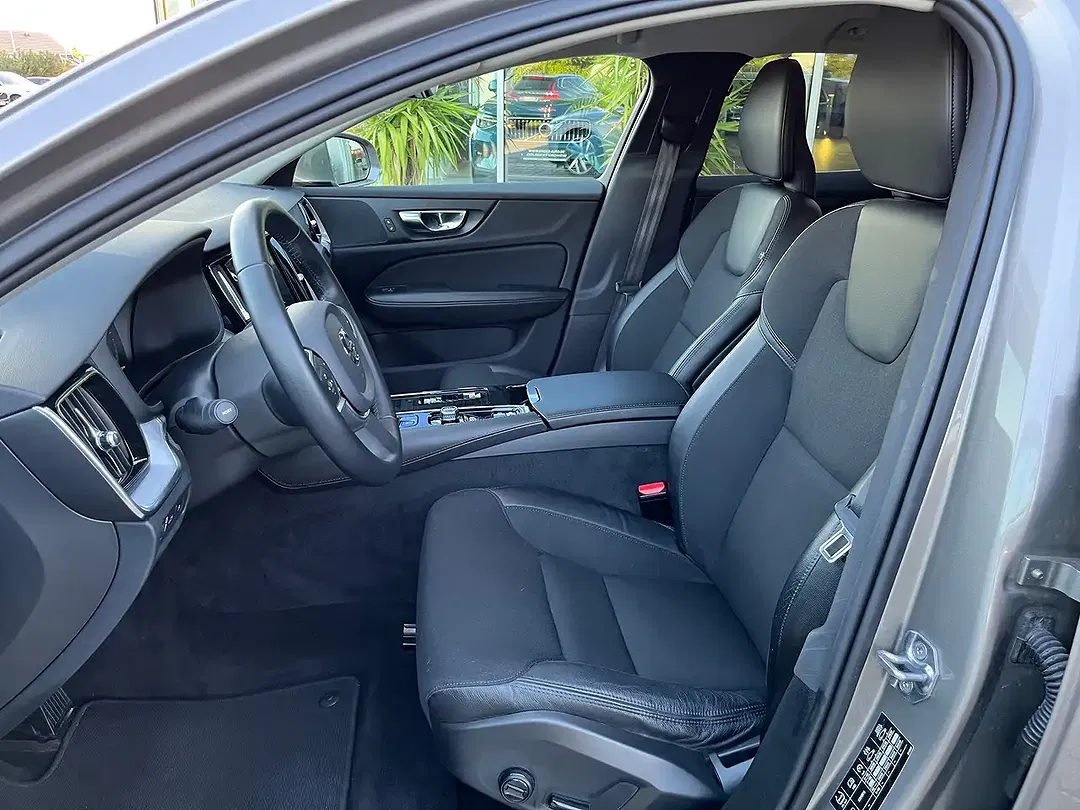 Volvo V60 - Thumbnail 10