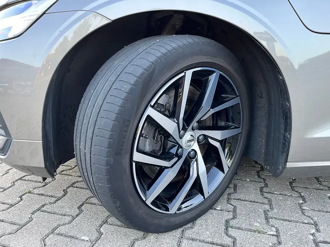 Volvo V60 - Thumbnail 26