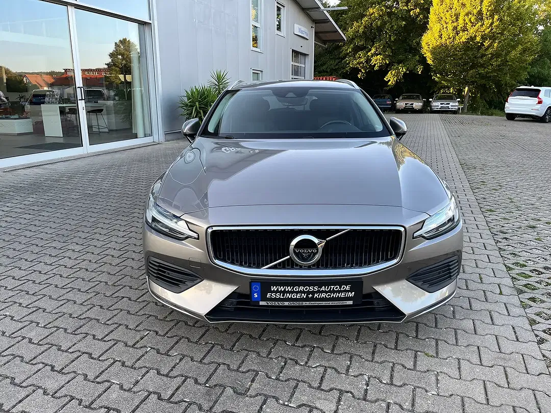 Volvo V60 - Thumbnail 3
