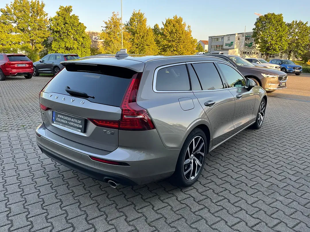 Volvo V60 - Thumbnail 6