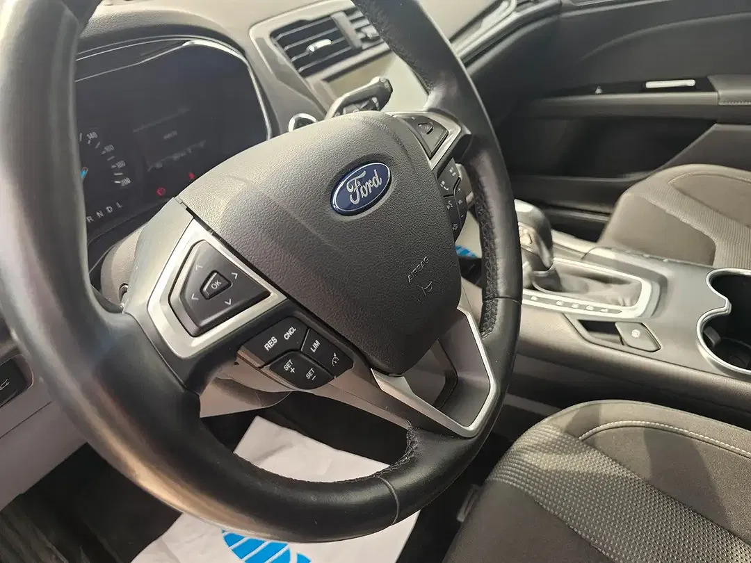 Ford Mondeo - Thumbnail 10