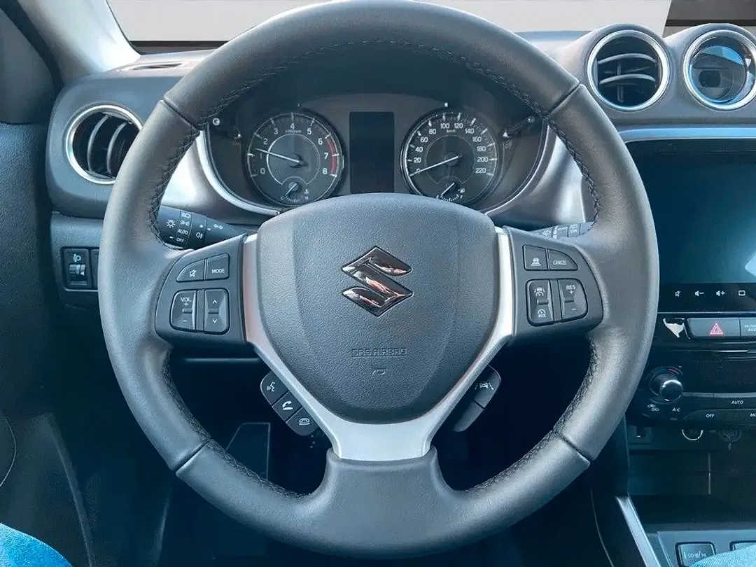 Suzuki Vitara - Thumbnail 13