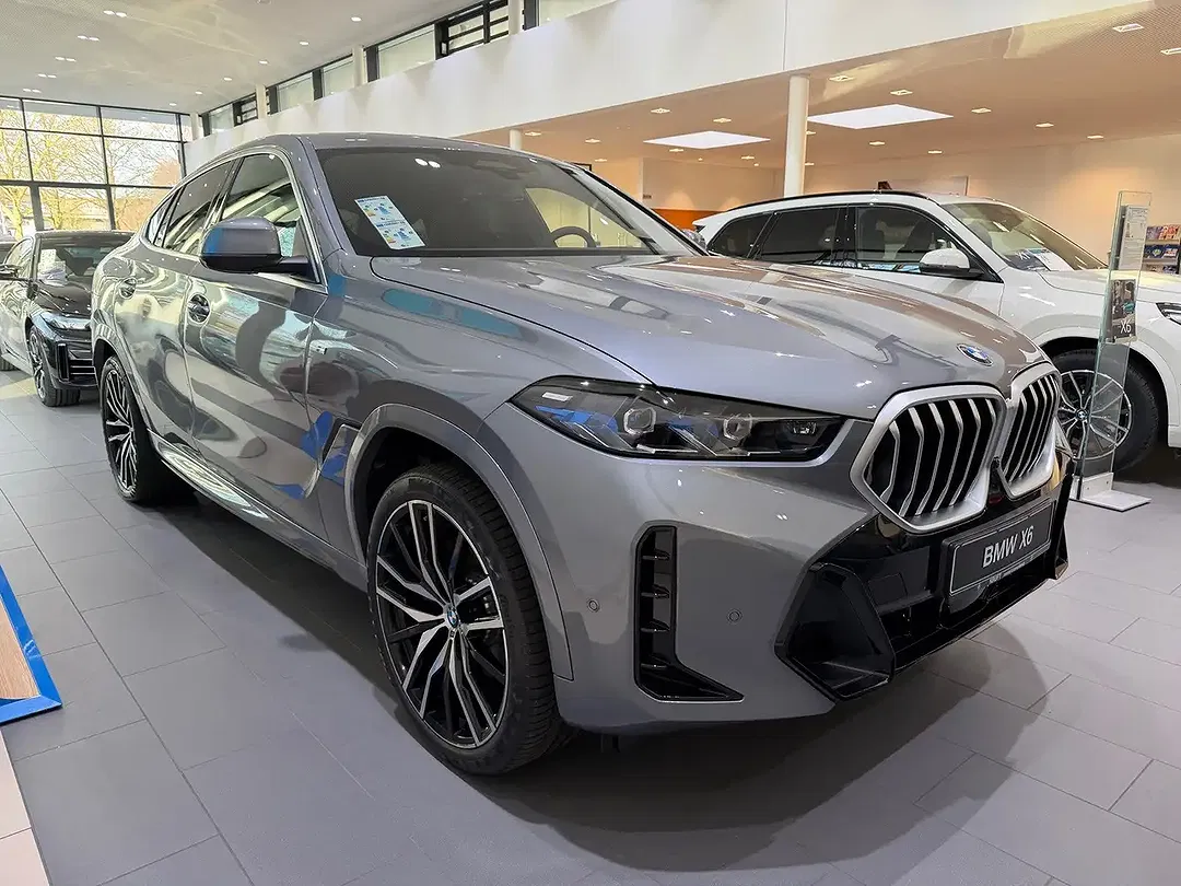 BMW X6 - Thumbnail 2