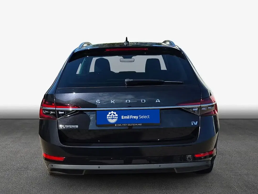 Skoda Superb - Thumbnail 6