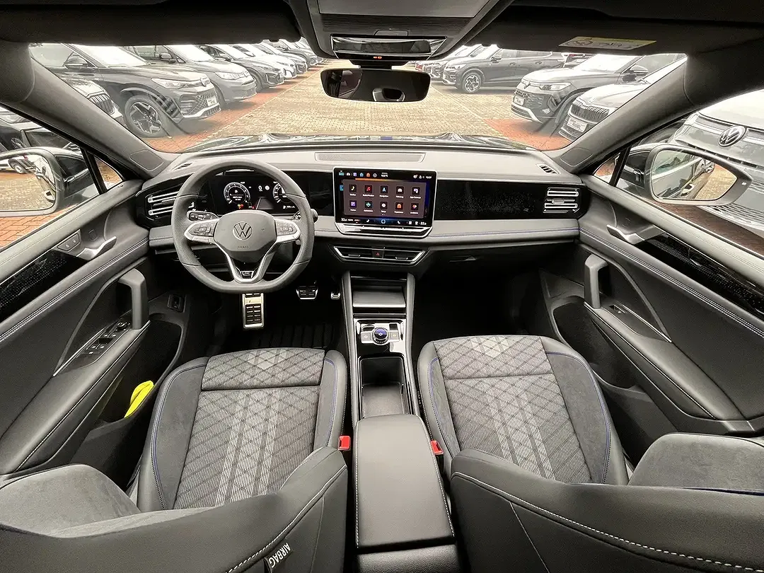 Volkswagen Tiguan - Thumbnail 10