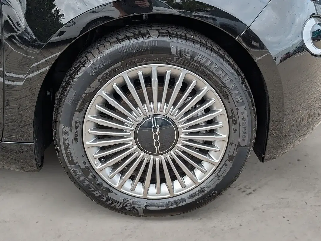 Fiat 500 - Thumbnail 5