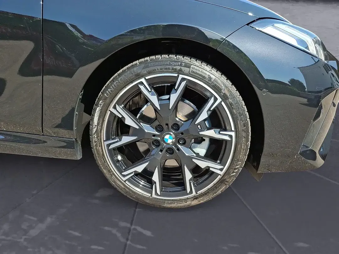 BMW 120 - Thumbnail 11