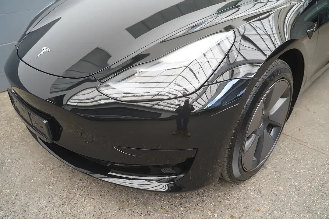 Tesla Model 3 - Thumbnail 15