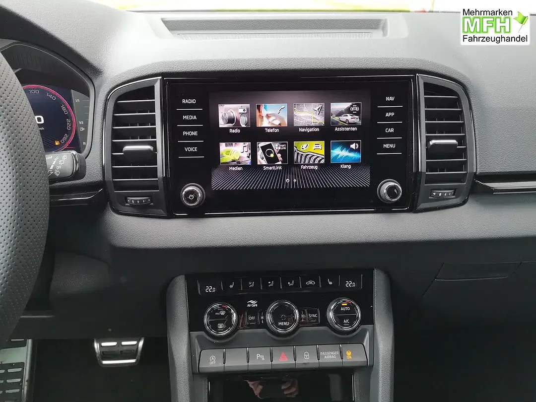 Skoda Karoq - Thumbnail 8