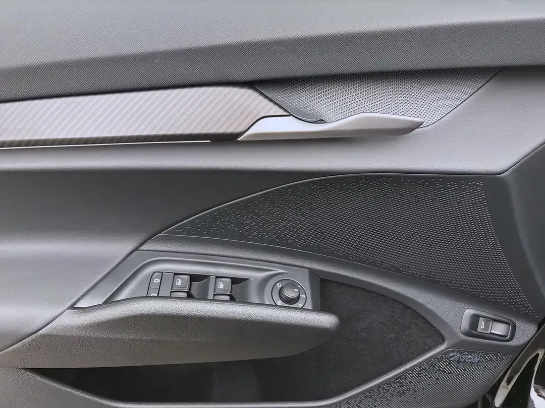 Skoda Enyaq - Thumbnail 11