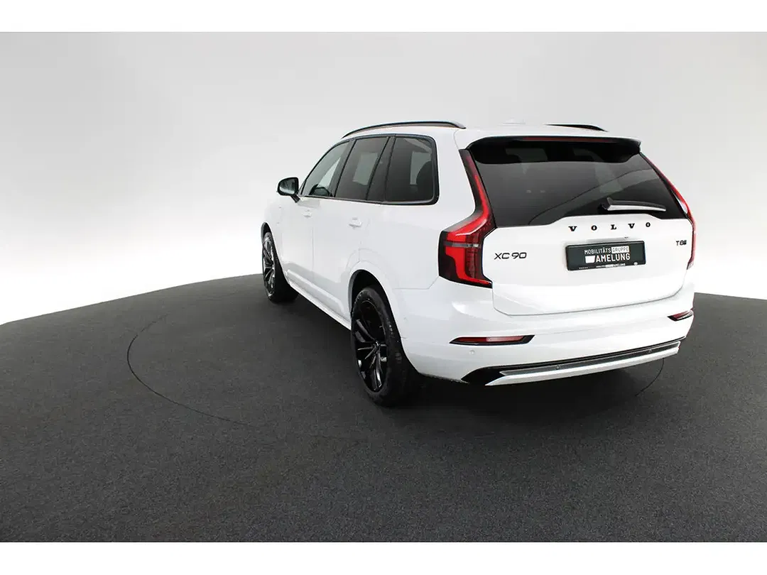 Volvo XC90 - Thumbnail 13