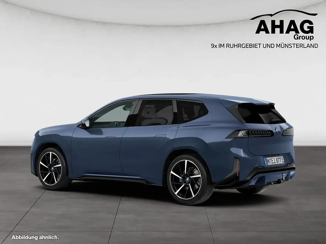 BMW iX3 - Thumbnail 6