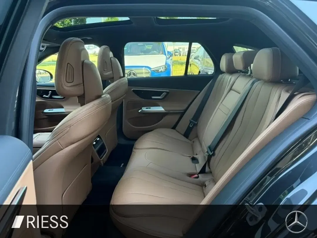 Mercedes-Benz E 300 - Thumbnail 5