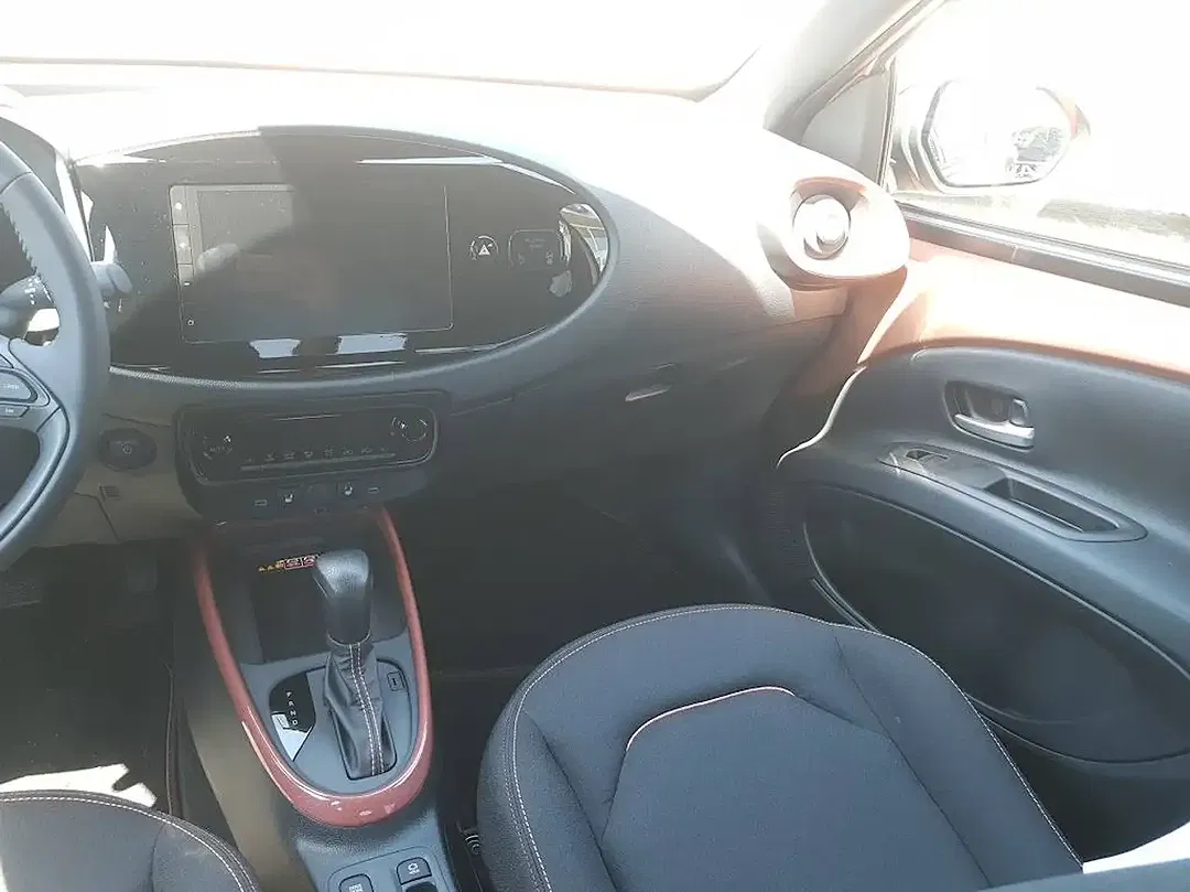 Toyota Aygo X - Thumbnail 9