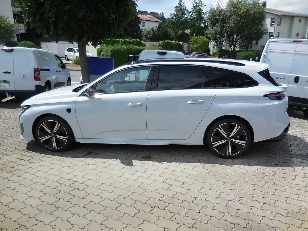 Peugeot 308 - Thumbnail 2