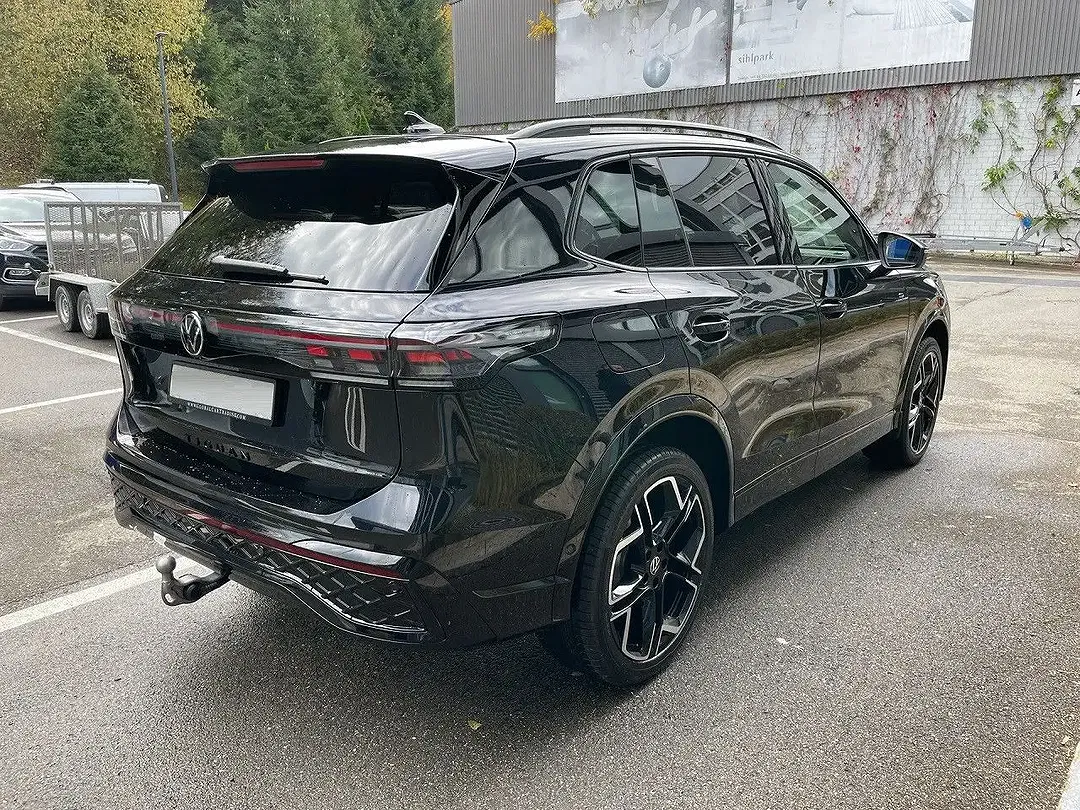 Volkswagen Tiguan - Thumbnail 2