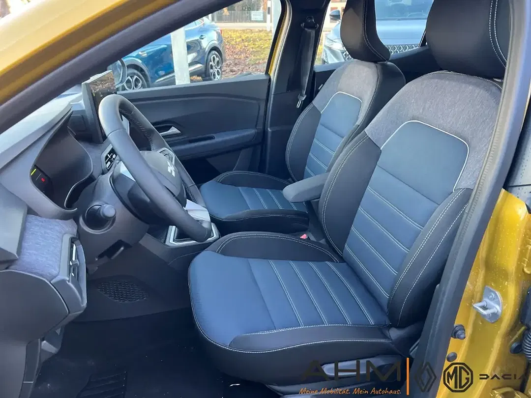Dacia Sandero - Thumbnail 11