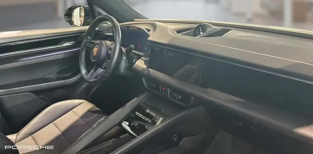 Porsche Macan - Thumbnail 11