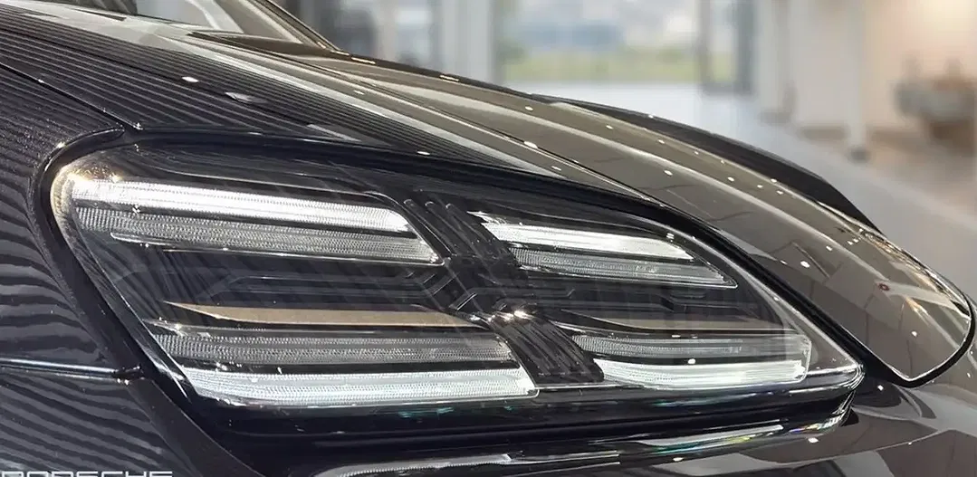 Porsche Macan - Thumbnail 6