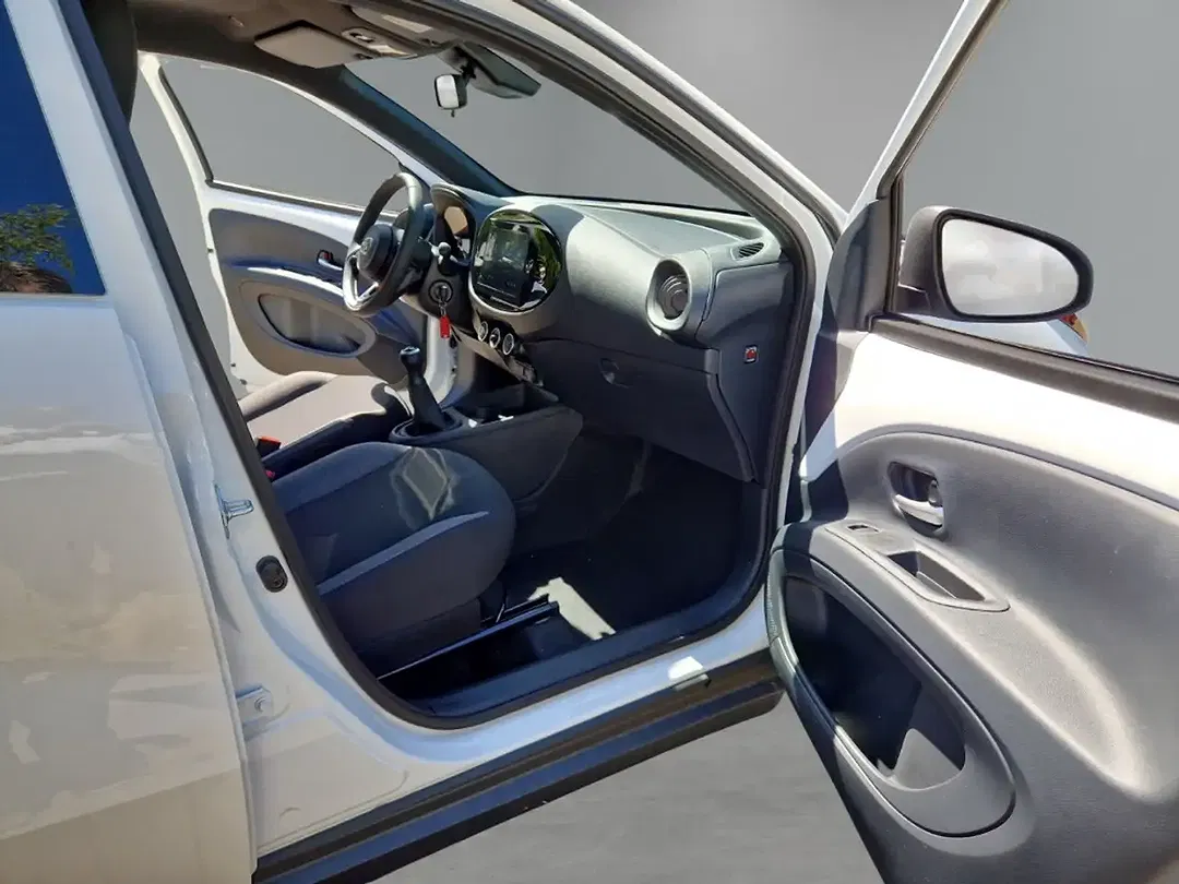 Toyota Aygo X - Thumbnail 12