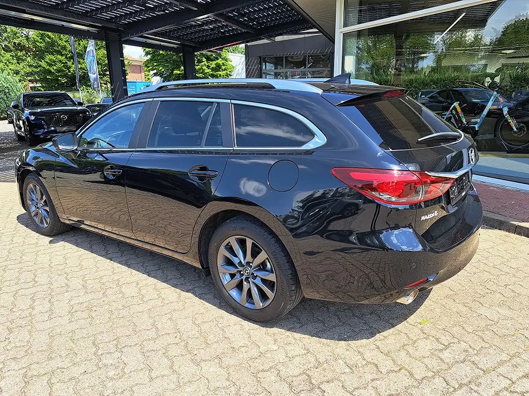 Mazda 6 - Thumbnail 5