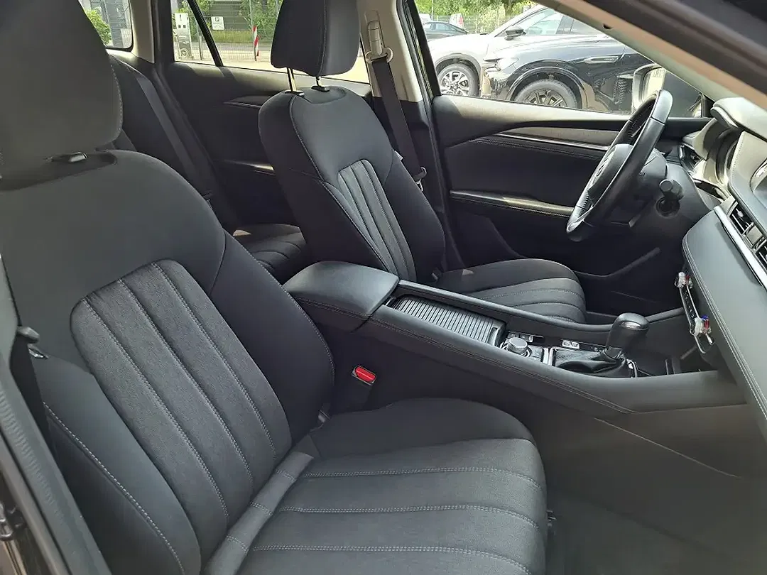 Mazda 6 - Thumbnail 7