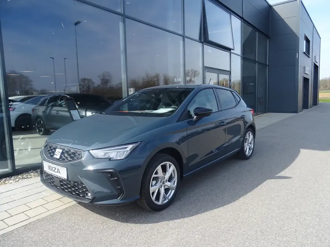 SEAT Ibiza - Thumbnail 1