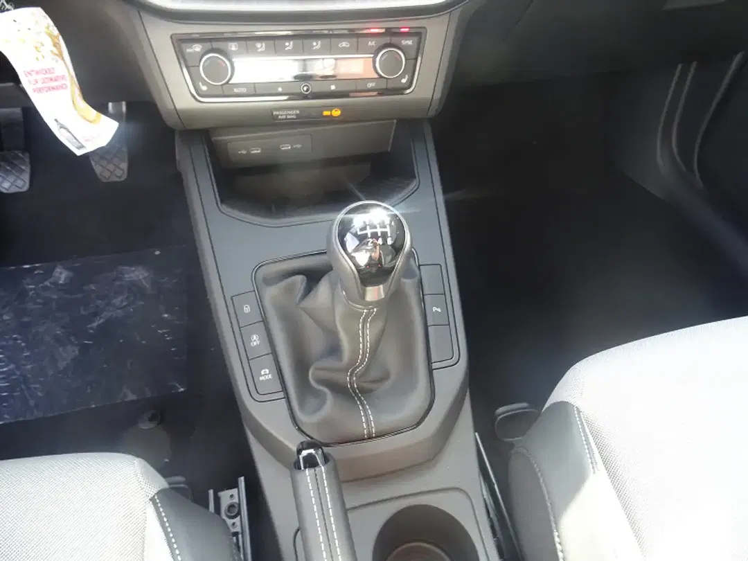 SEAT Ibiza - Thumbnail 10
