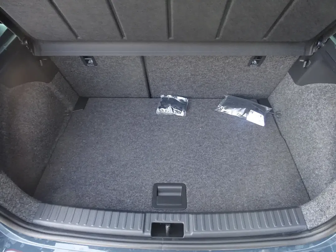 SEAT Ibiza - Thumbnail 6