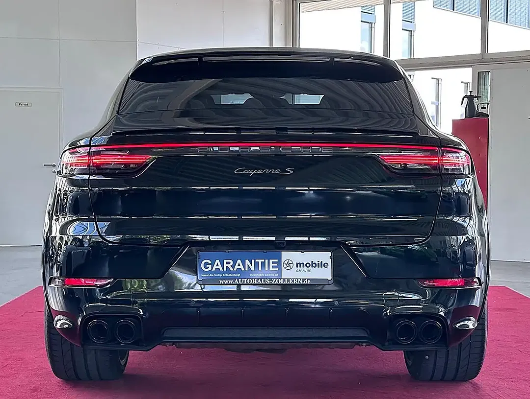 Porsche Cayenne - Thumbnail 6