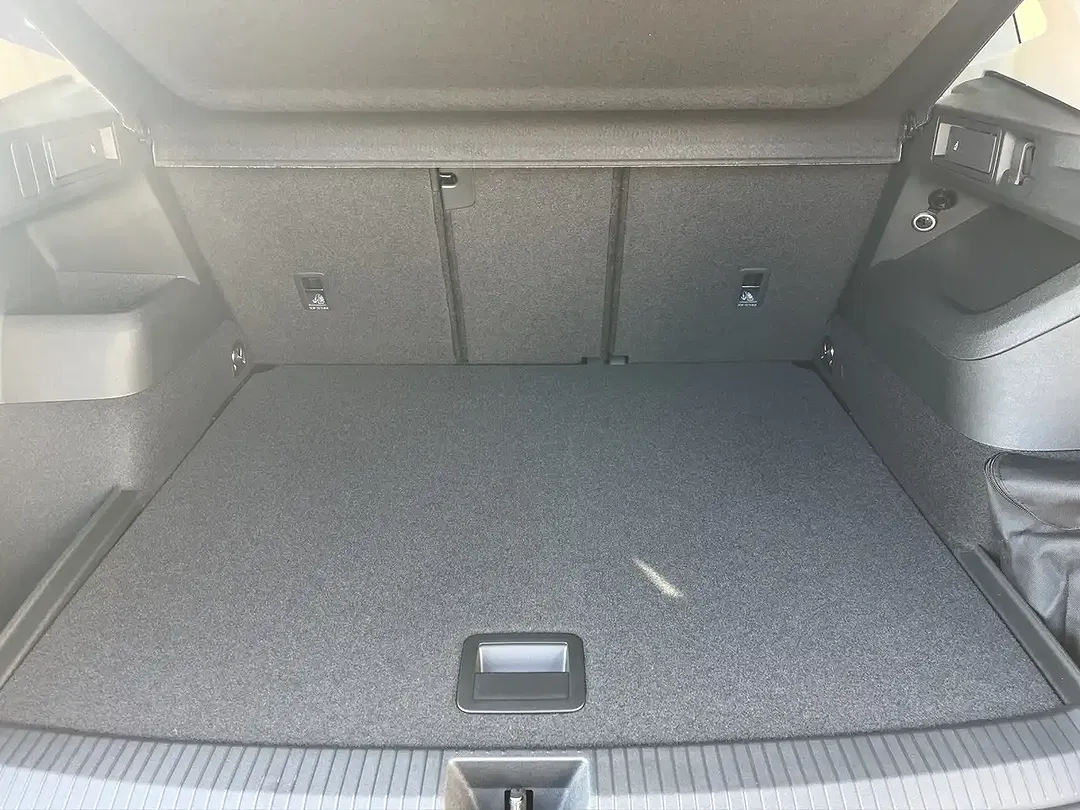 Volkswagen Tiguan - Thumbnail 12