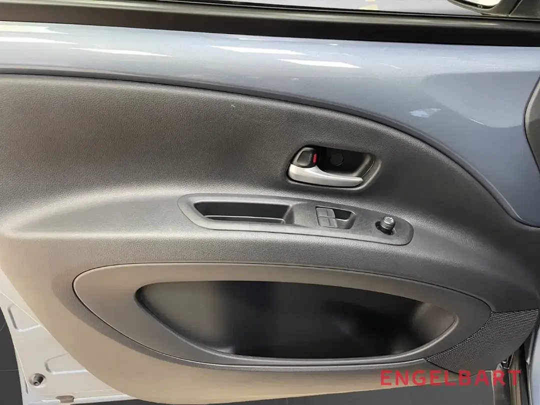 Toyota Aygo X - Thumbnail 9