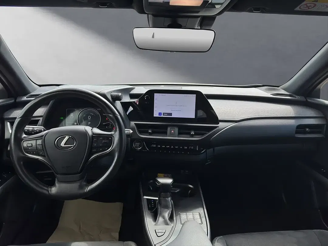 Lexus UX 250h - Thumbnail 11