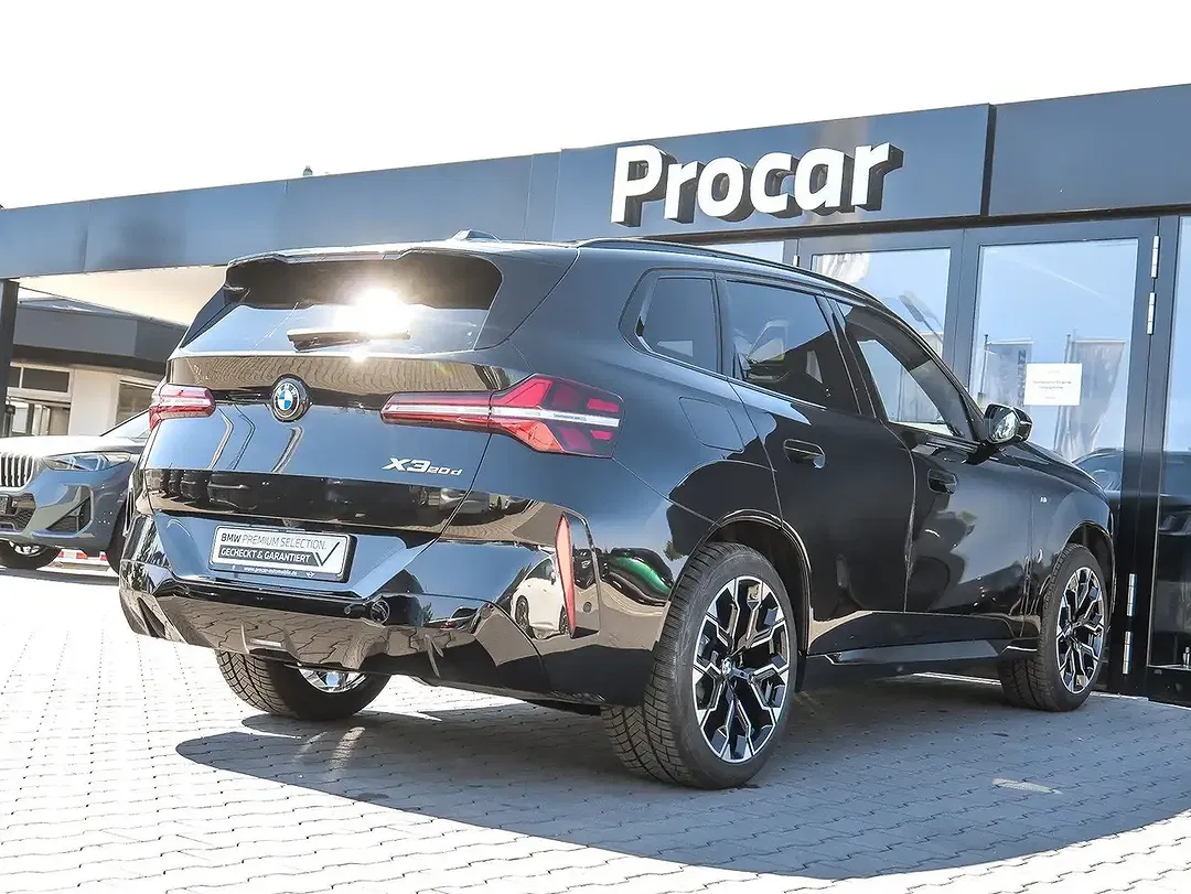 BMW X3 - Thumbnail 2
