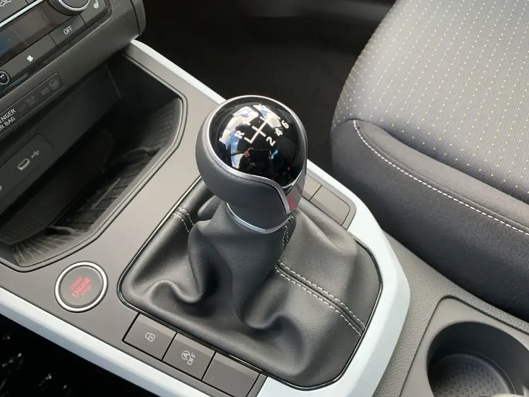 SEAT Arona - Thumbnail 19