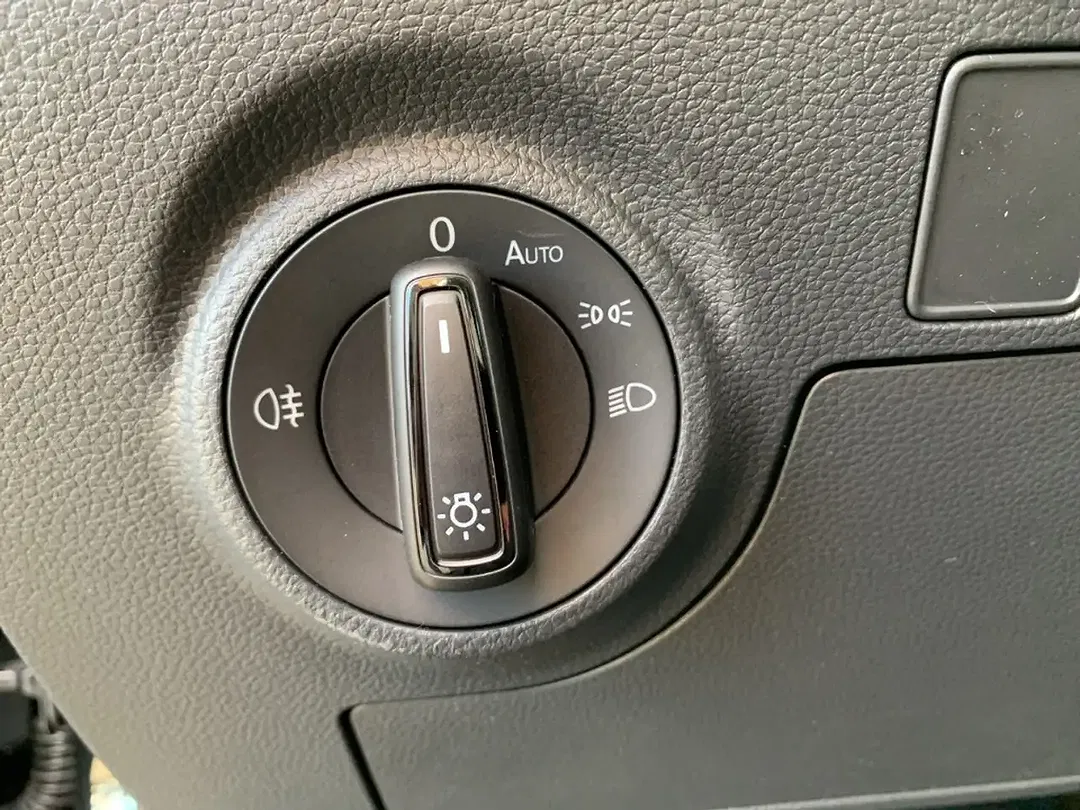 SEAT Arona - Thumbnail 21