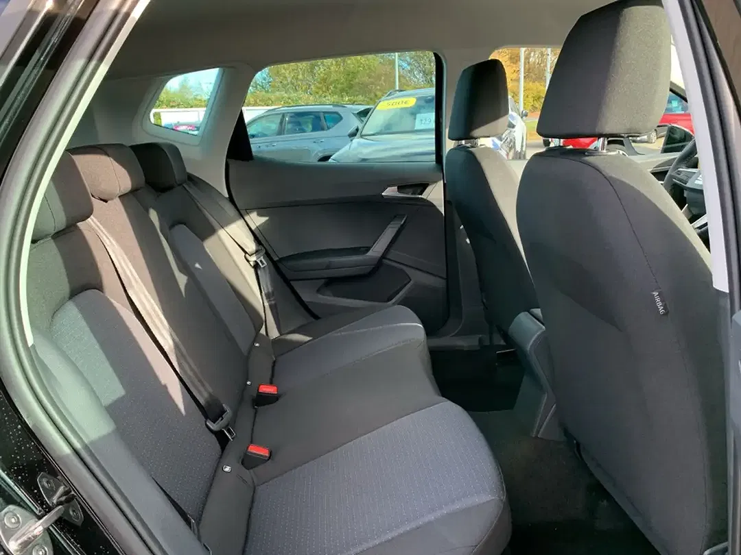 SEAT Arona - Thumbnail 26