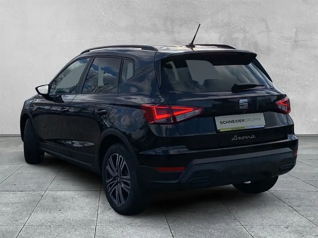SEAT Arona - Thumbnail 3