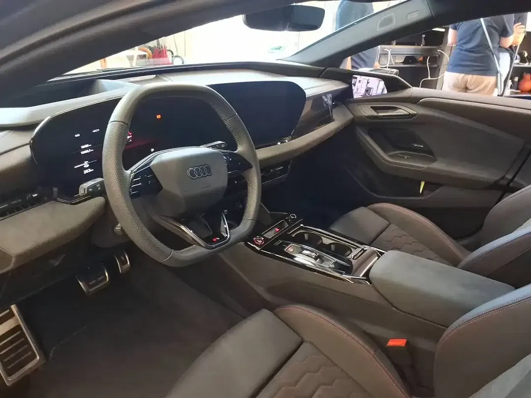 Audi S6 - Thumbnail 3