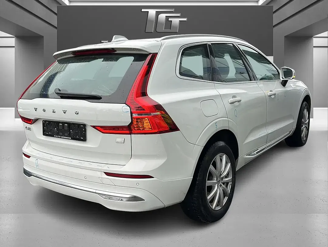 Volvo XC60 Hybrid AWD Inscription Expression - foto 2