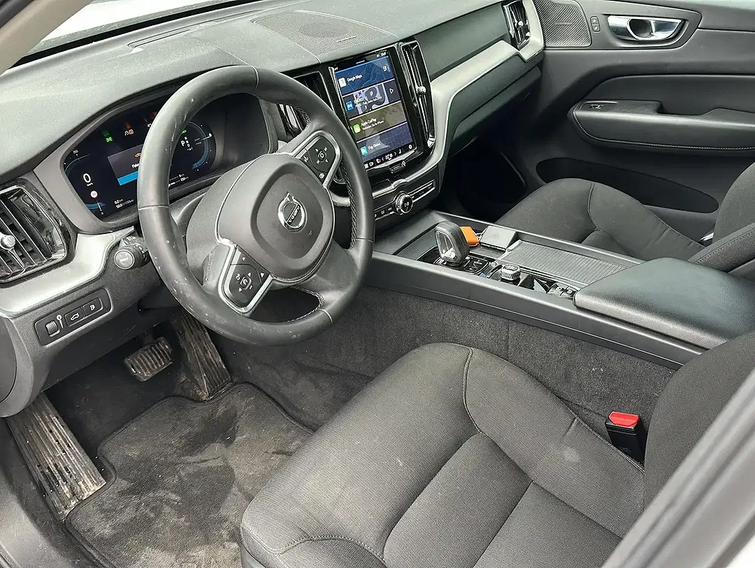 Volvo XC60 - Thumbnail 4