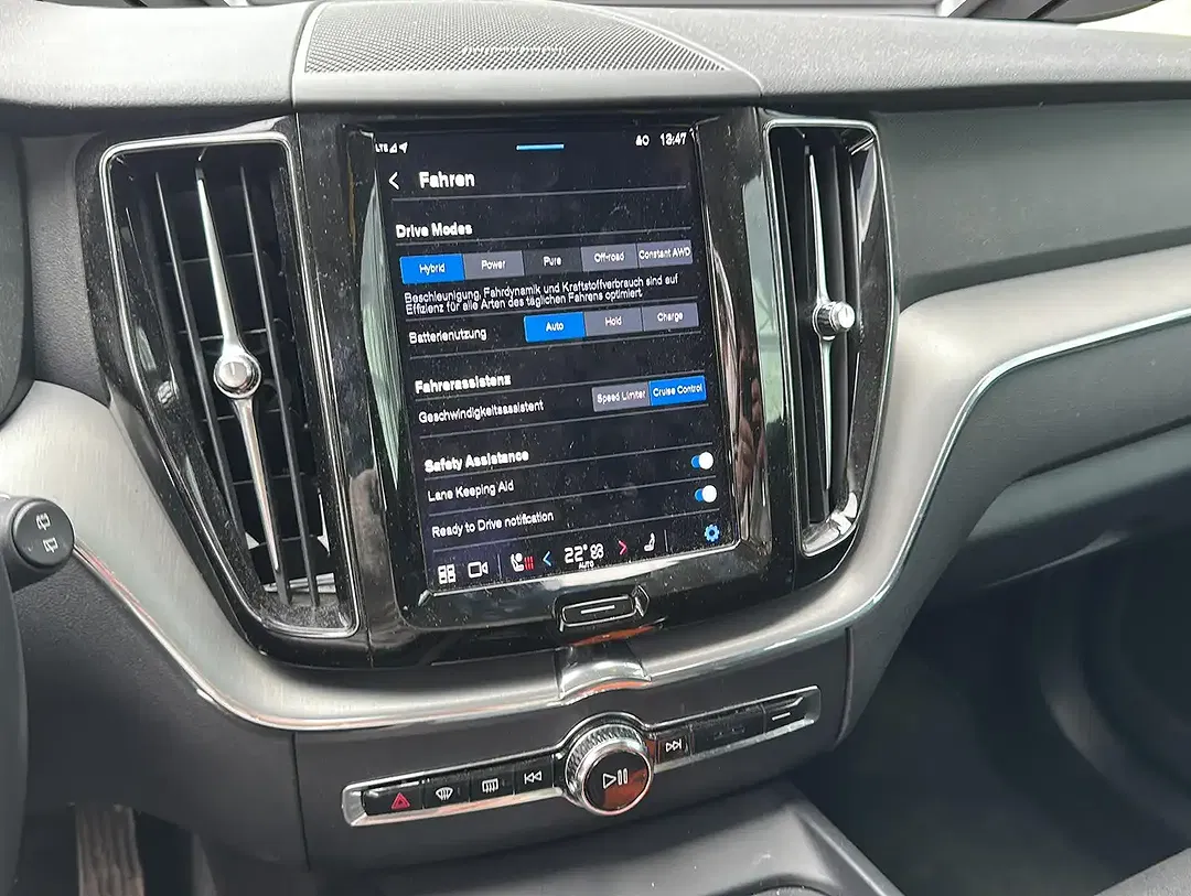 Volvo XC60 - Thumbnail 7