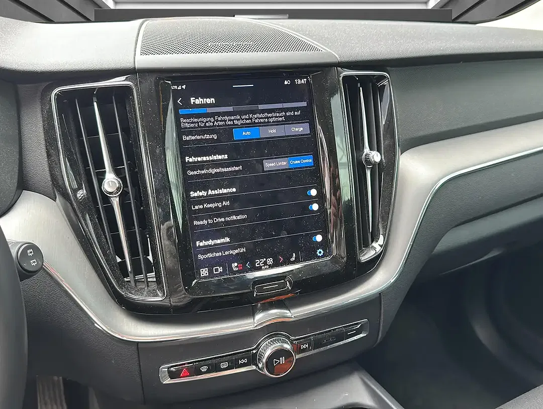 Volvo XC60 - Thumbnail 8