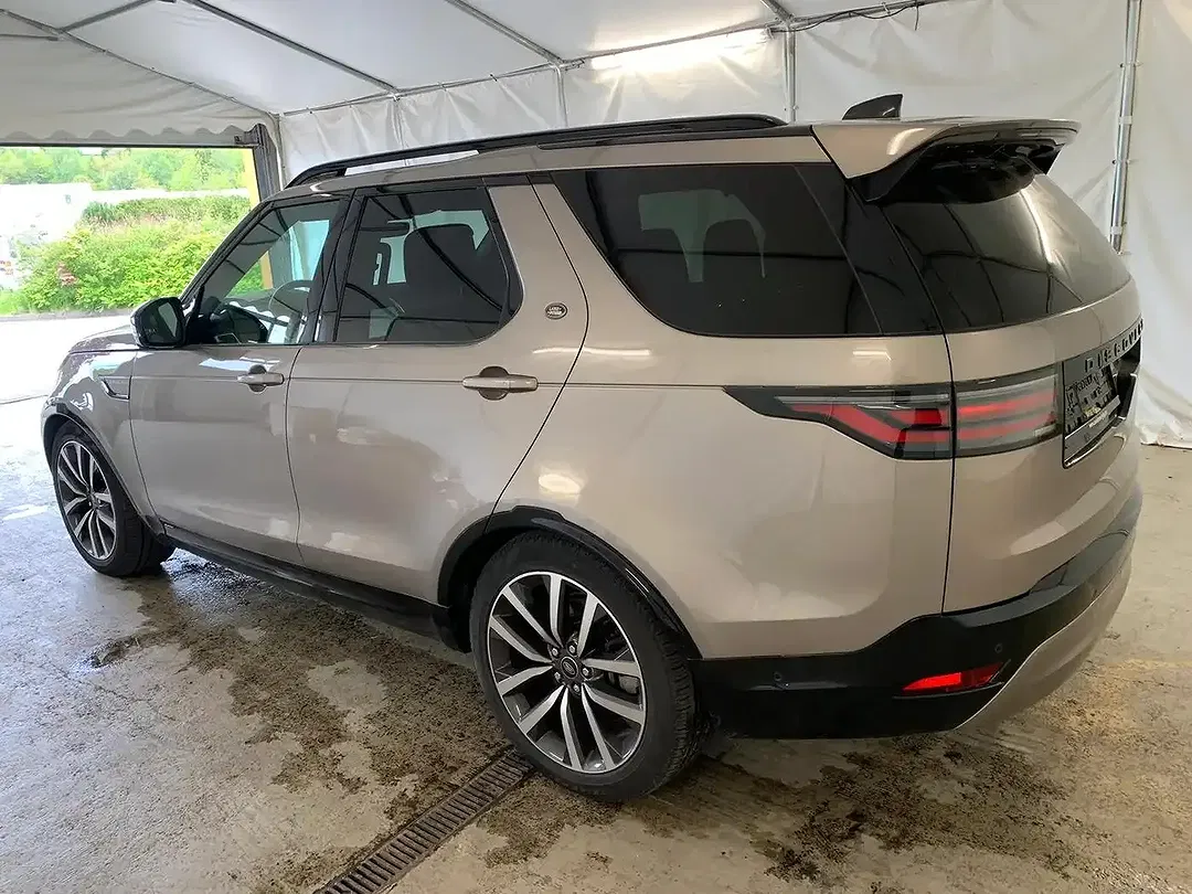 Land Rover Discovery - Thumbnail 3