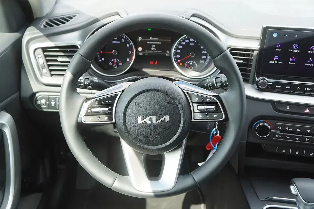 Kia XCeed - Thumbnail 13