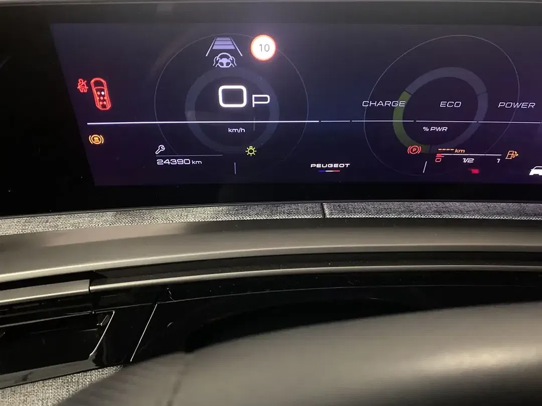 Peugeot 5008 - Thumbnail 13