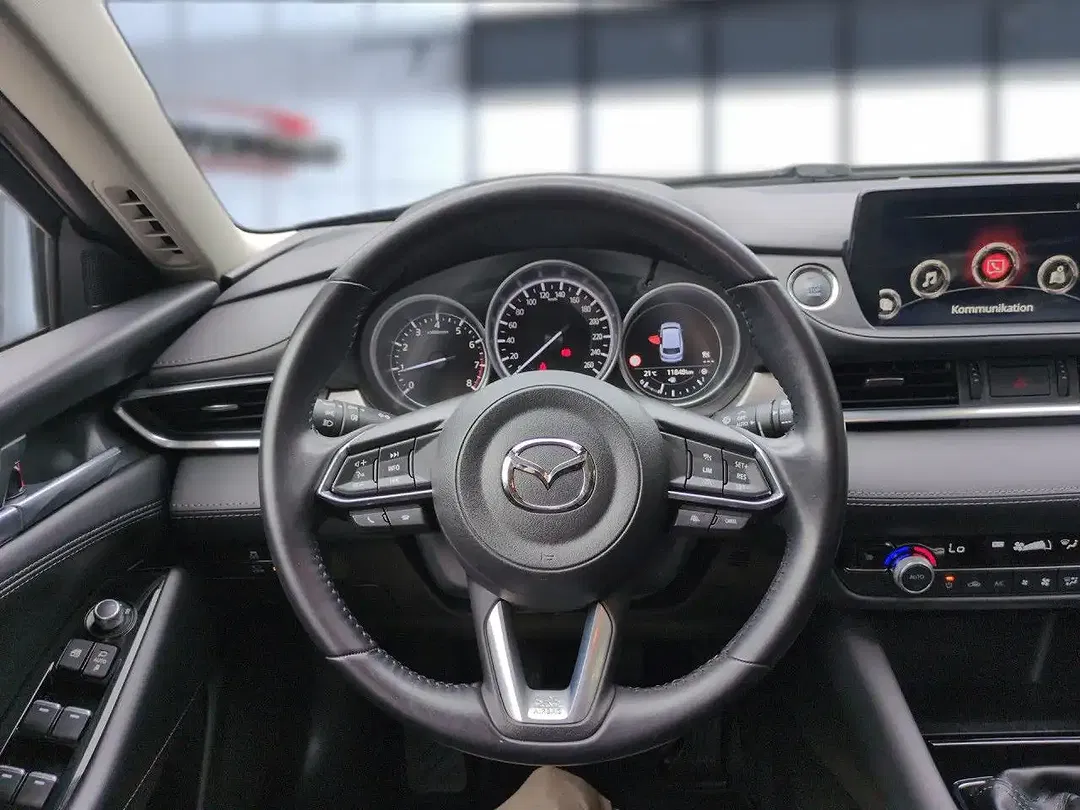 Mazda 6 - Thumbnail 10