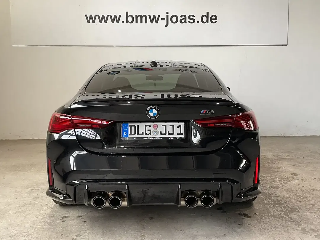 BMW M4 - Thumbnail 12
