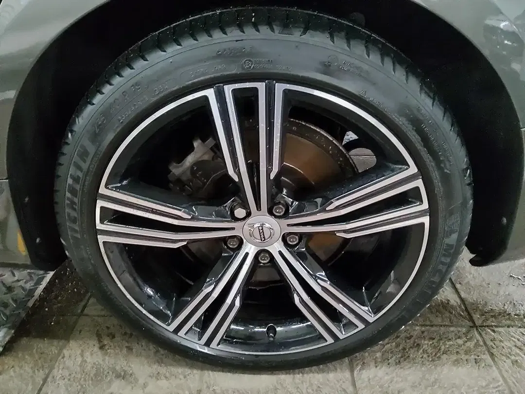 Volvo V60 - Thumbnail 6