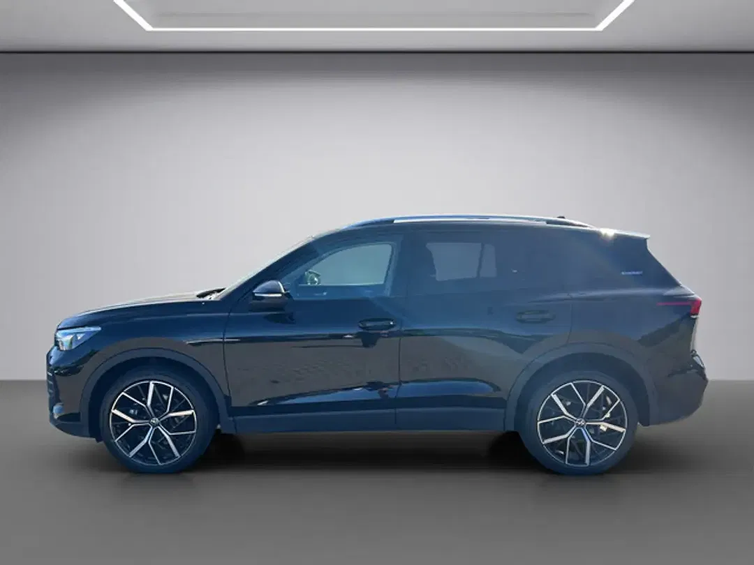 Volkswagen Tiguan - Thumbnail 2